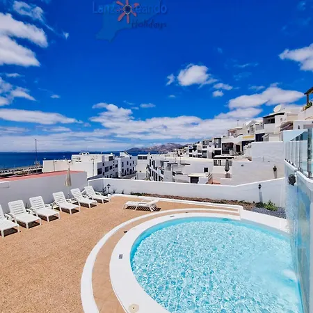 The Blue Cris-tol Vv With Sea View * Puerto del Carmen (Lanzarote)