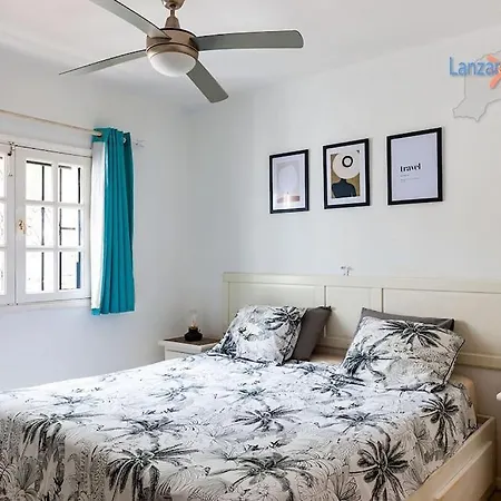 Apartment The Blue Cris-tol Vv With Sea View Puerto del Carmen (Lanzarote)