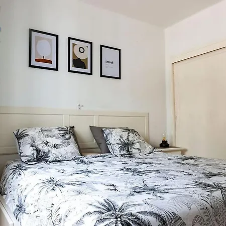 The Blue Cris-tol Vv With Sea View Apartment